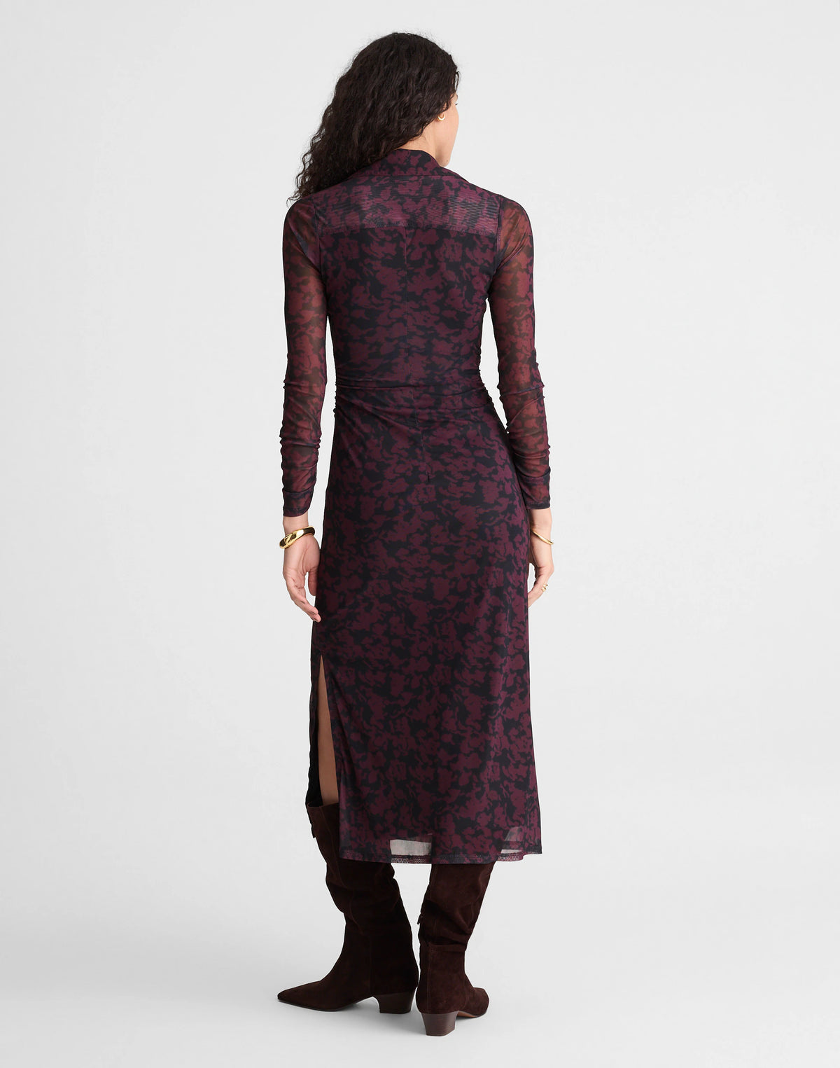 DEEP AUBERGINE
