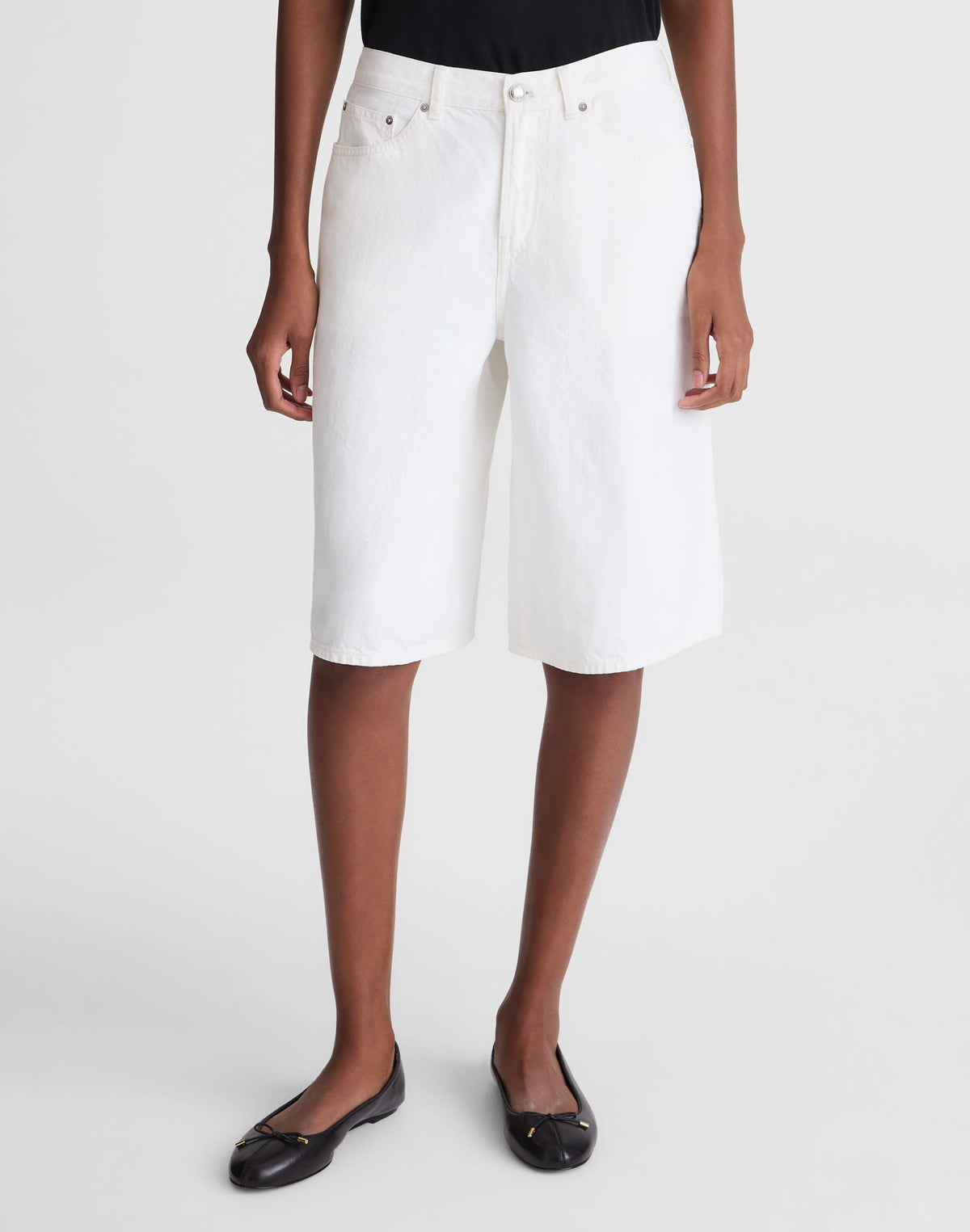TILE WHITE