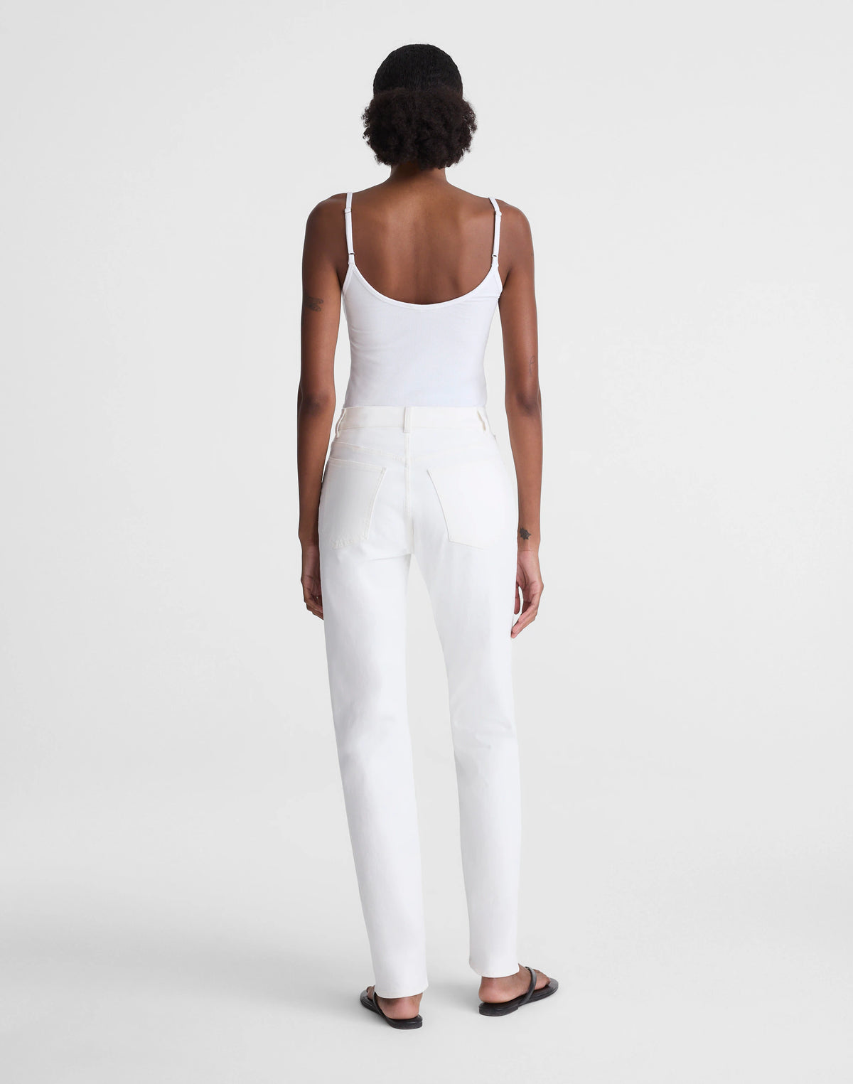 TILE WHITE