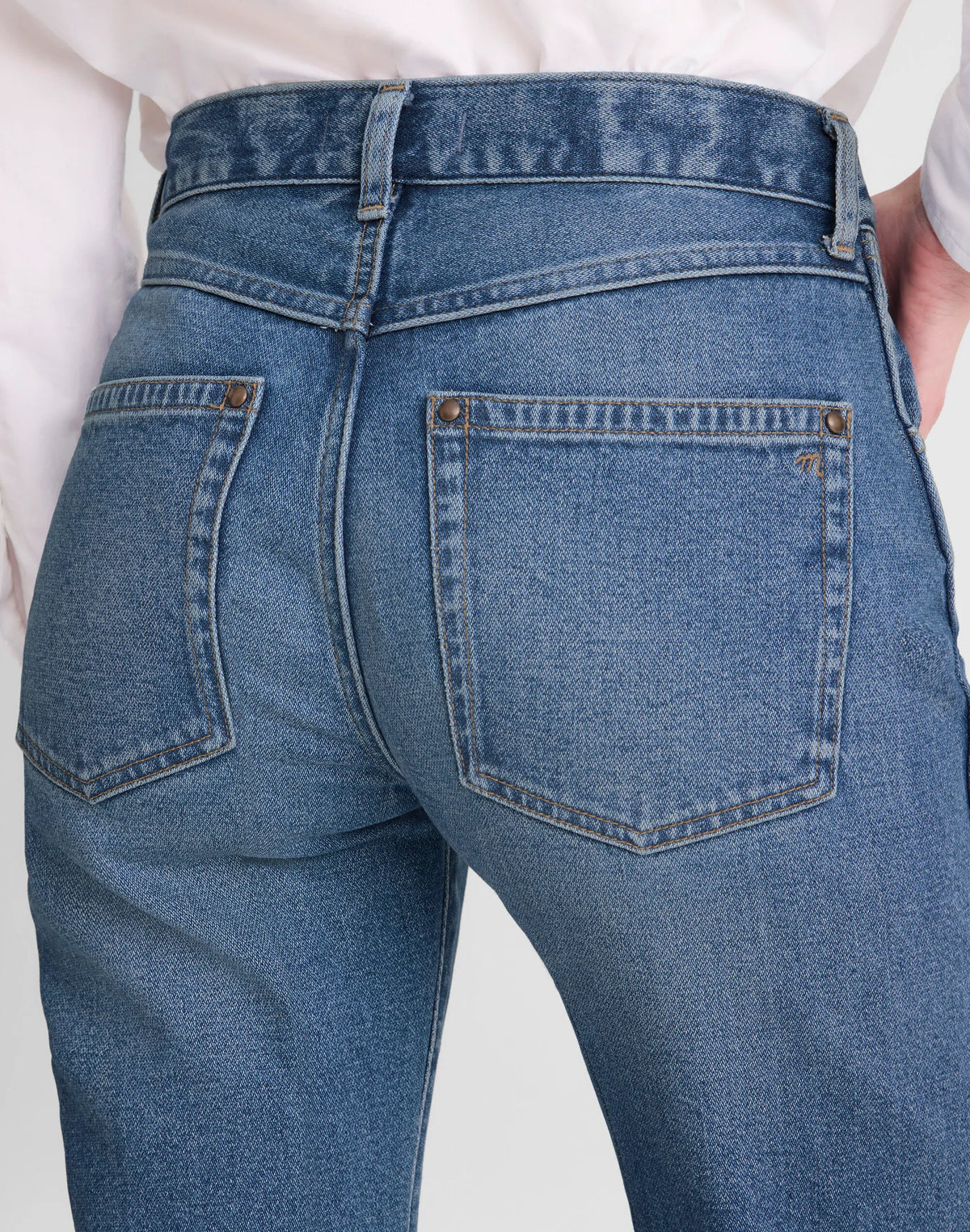 RETRO BRIGHT WASH