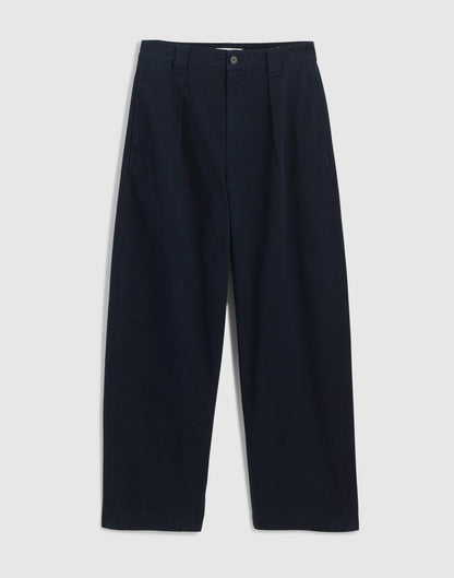 CLASSIC NAVY