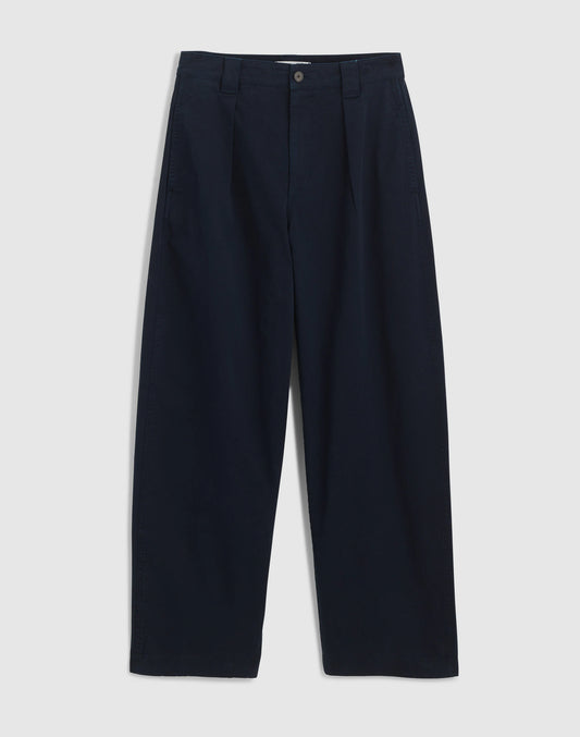 CLASSIC NAVY