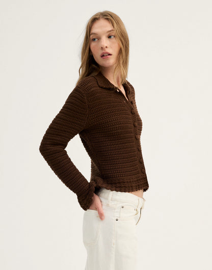 DARK CHESTNUT