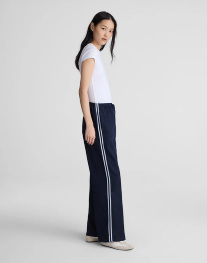 CLASSIC NAVY