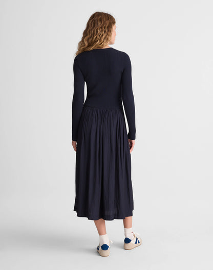 CLASSIC NAVY