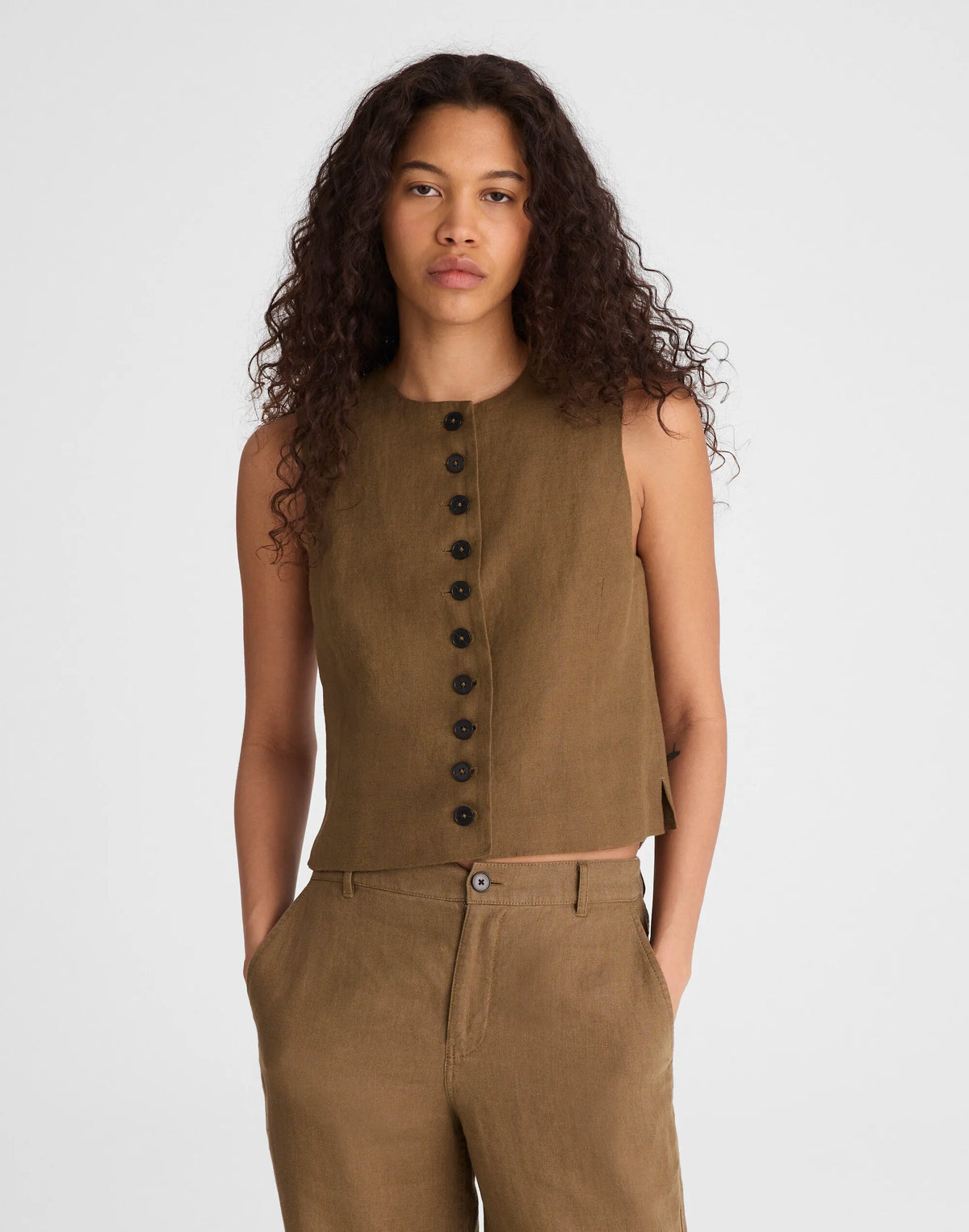 SAFARI KHAKI