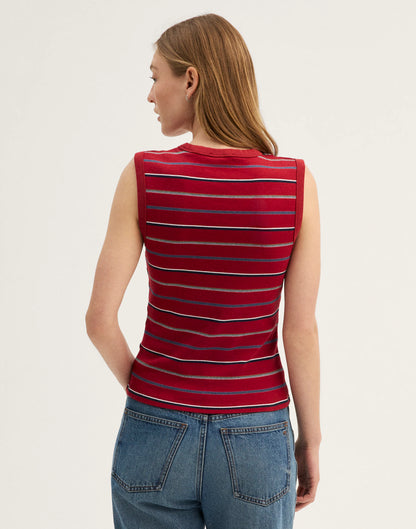 BARN RED