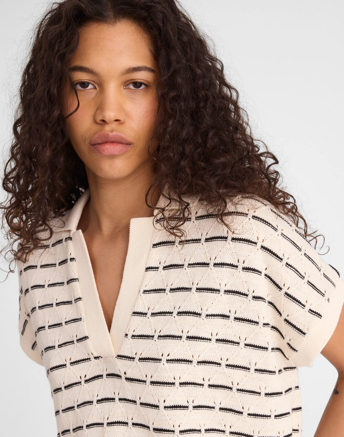 BEIGE BLACK STRIPE