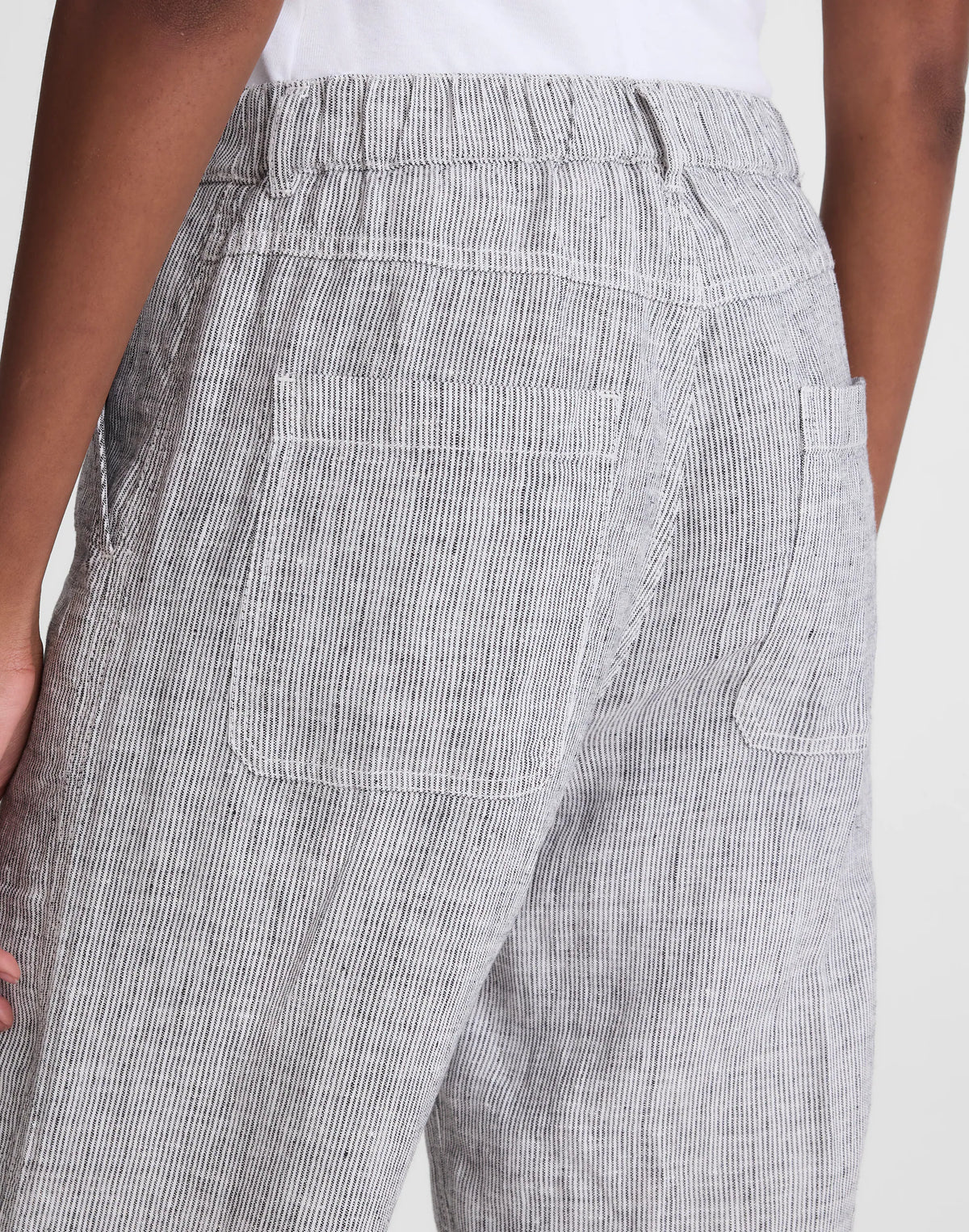 BLACK WHITE MINI STRIPE