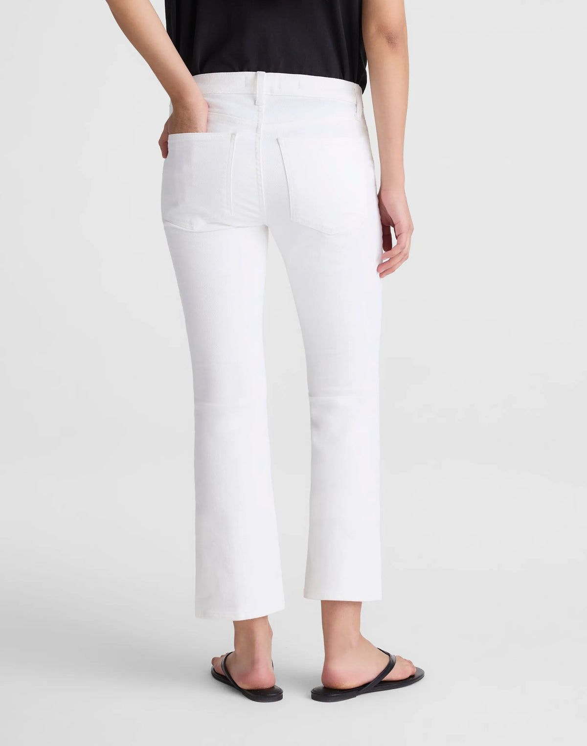TILE WHITE