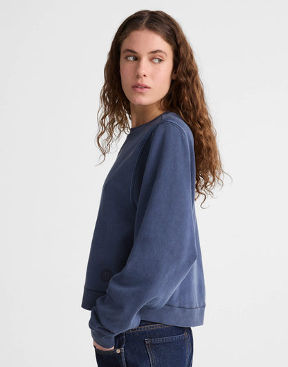CLASSIC NAVY