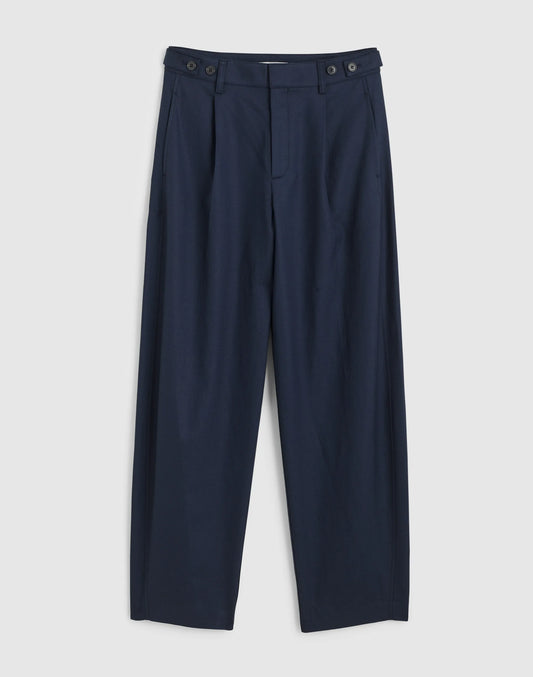 CLASSIC NAVY