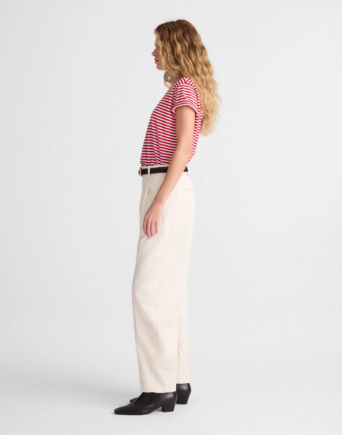 VINTAGE IVORY