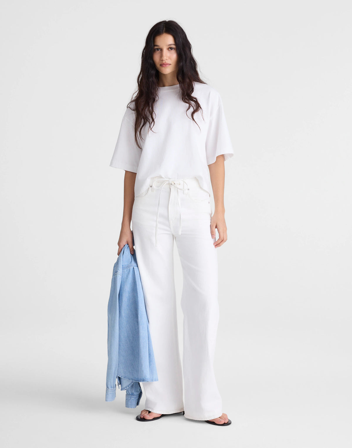 TILE WHITE