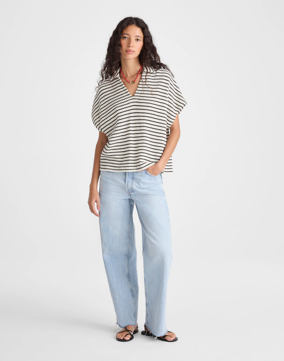 IVORY AND BLACK TUCK STITCH