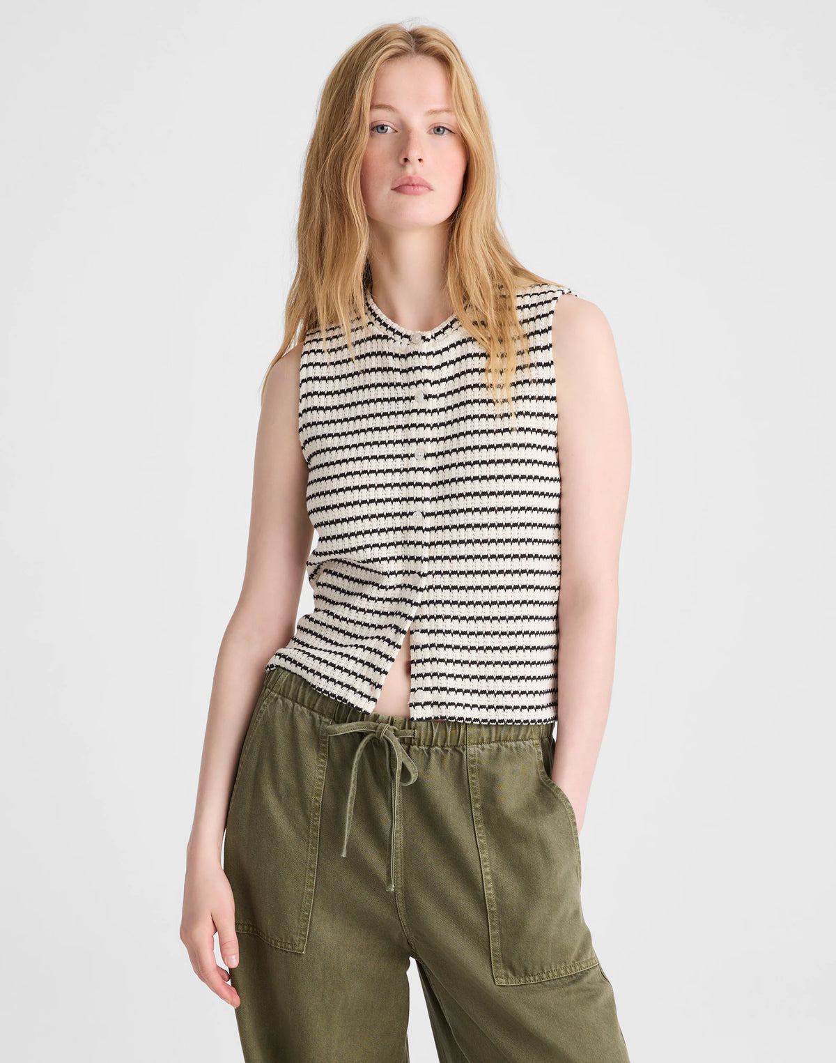 IVORY AND BLACK TUCK STITCH