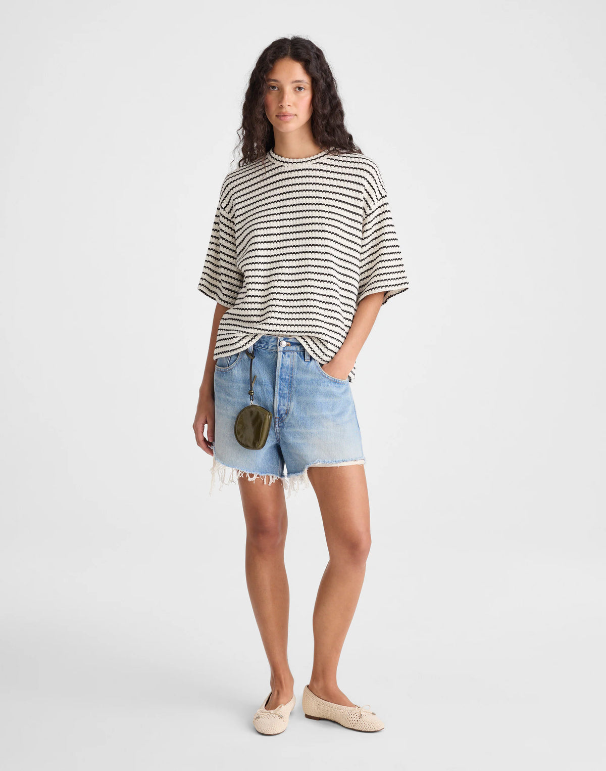 IVORY AND BLACK TUCK STITCH