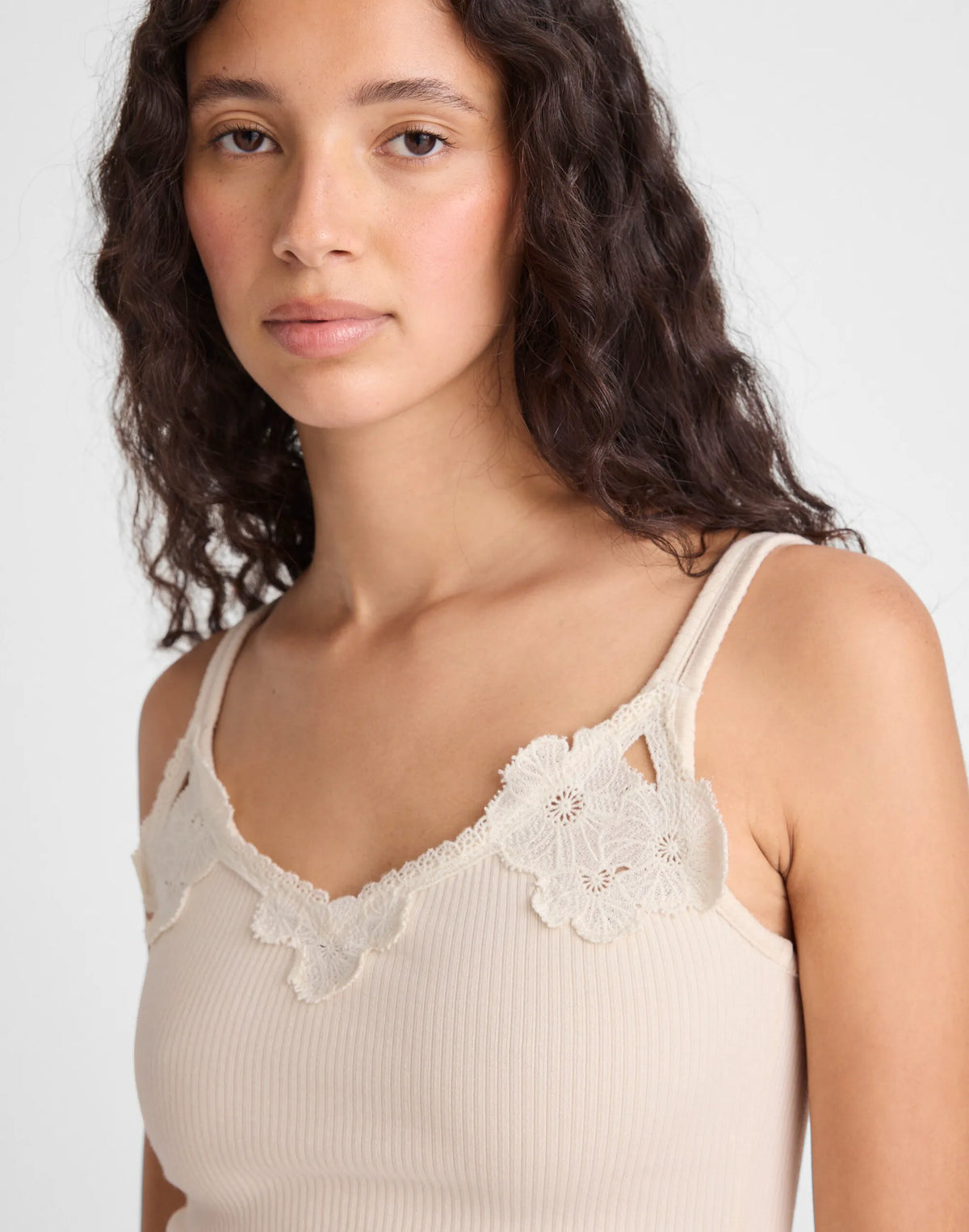 VINTAGE IVORY