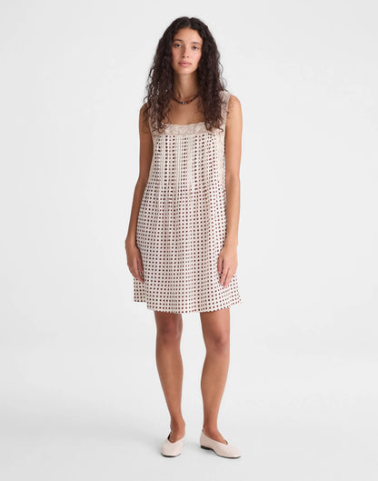 VINTAGE IVORY