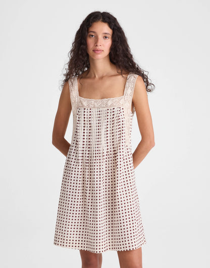 VINTAGE IVORY