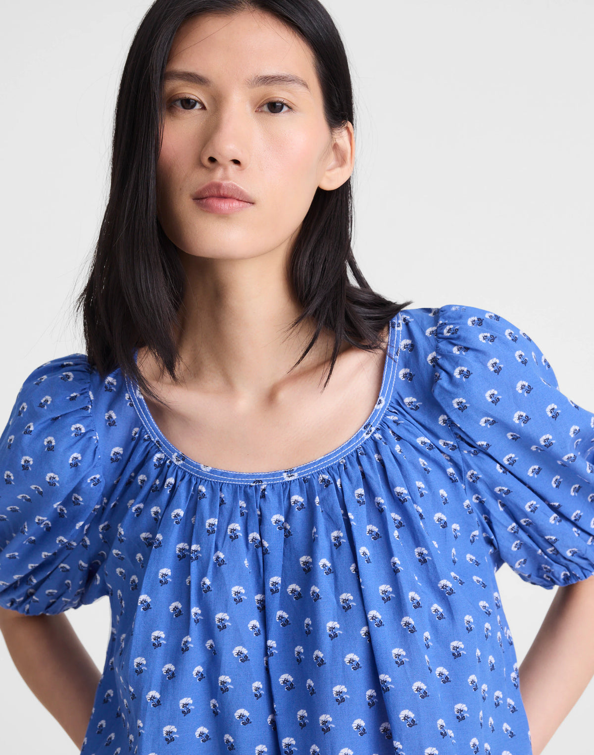 RETRO BLUE