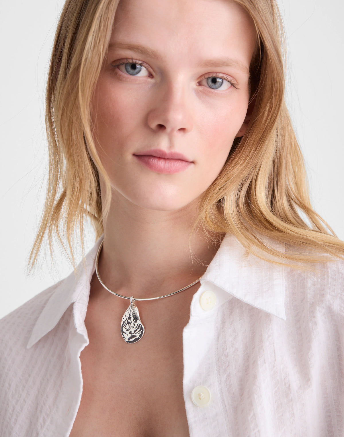 WARM SILVER