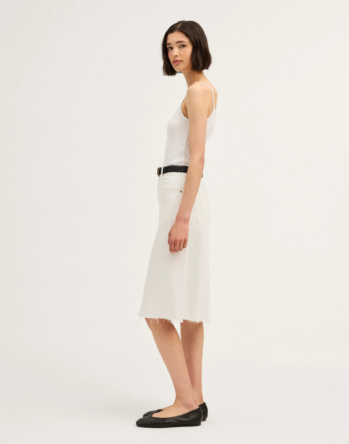 TILE WHITE