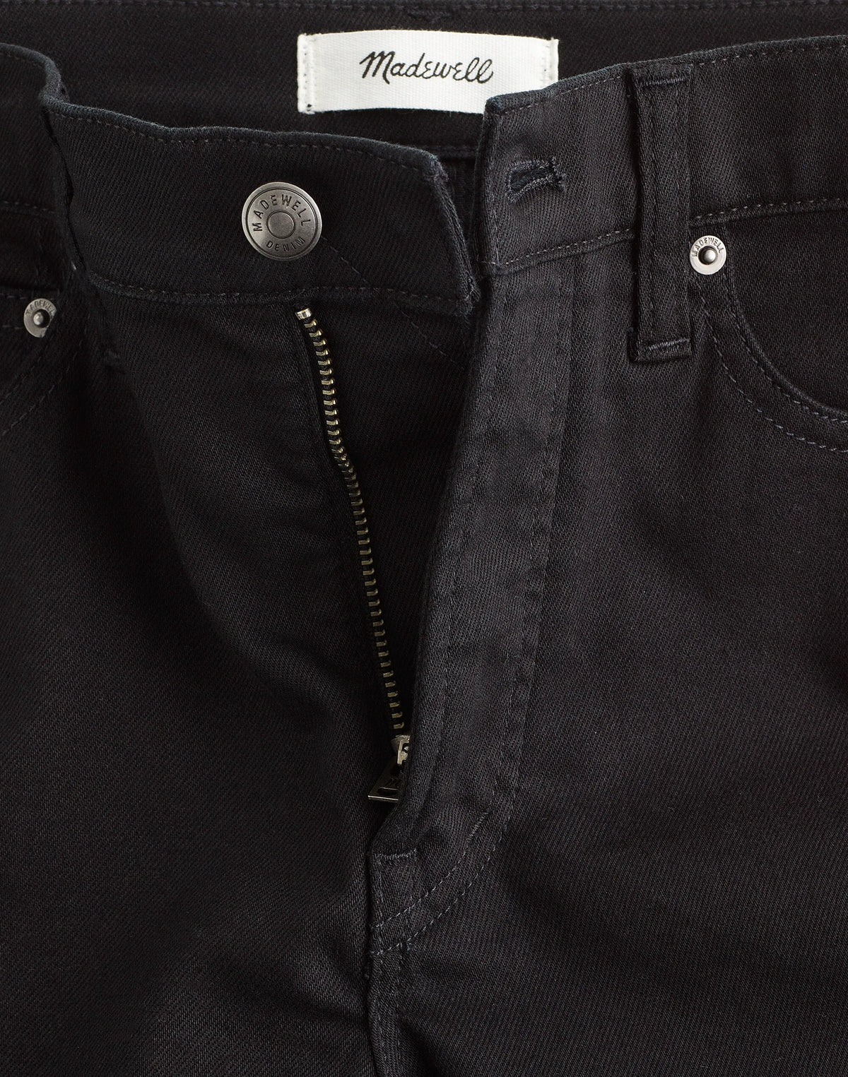 BLACK RINSE WASH