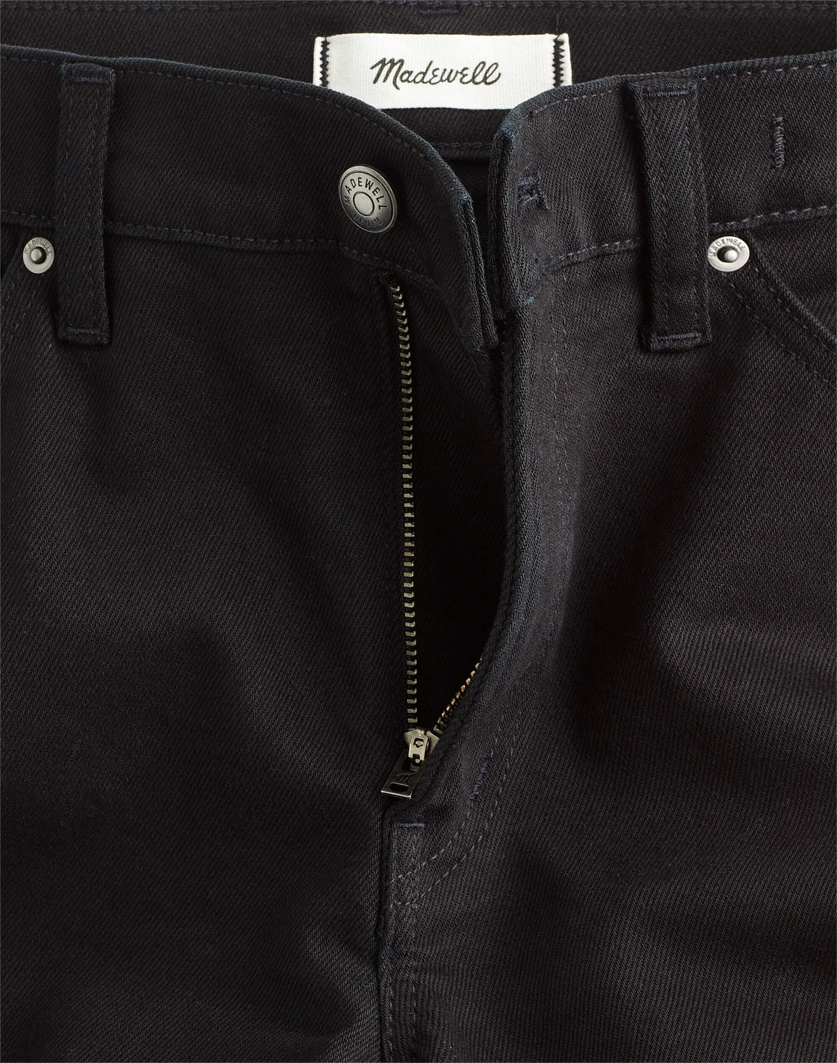 BLACK RINSE WASH