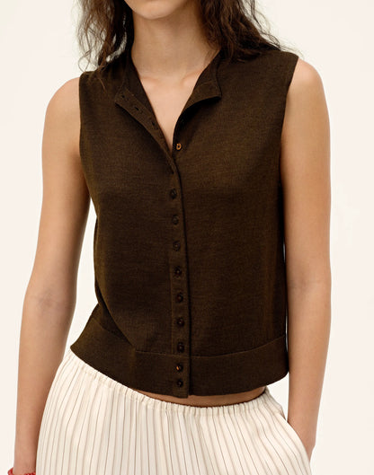 DARK BROWN