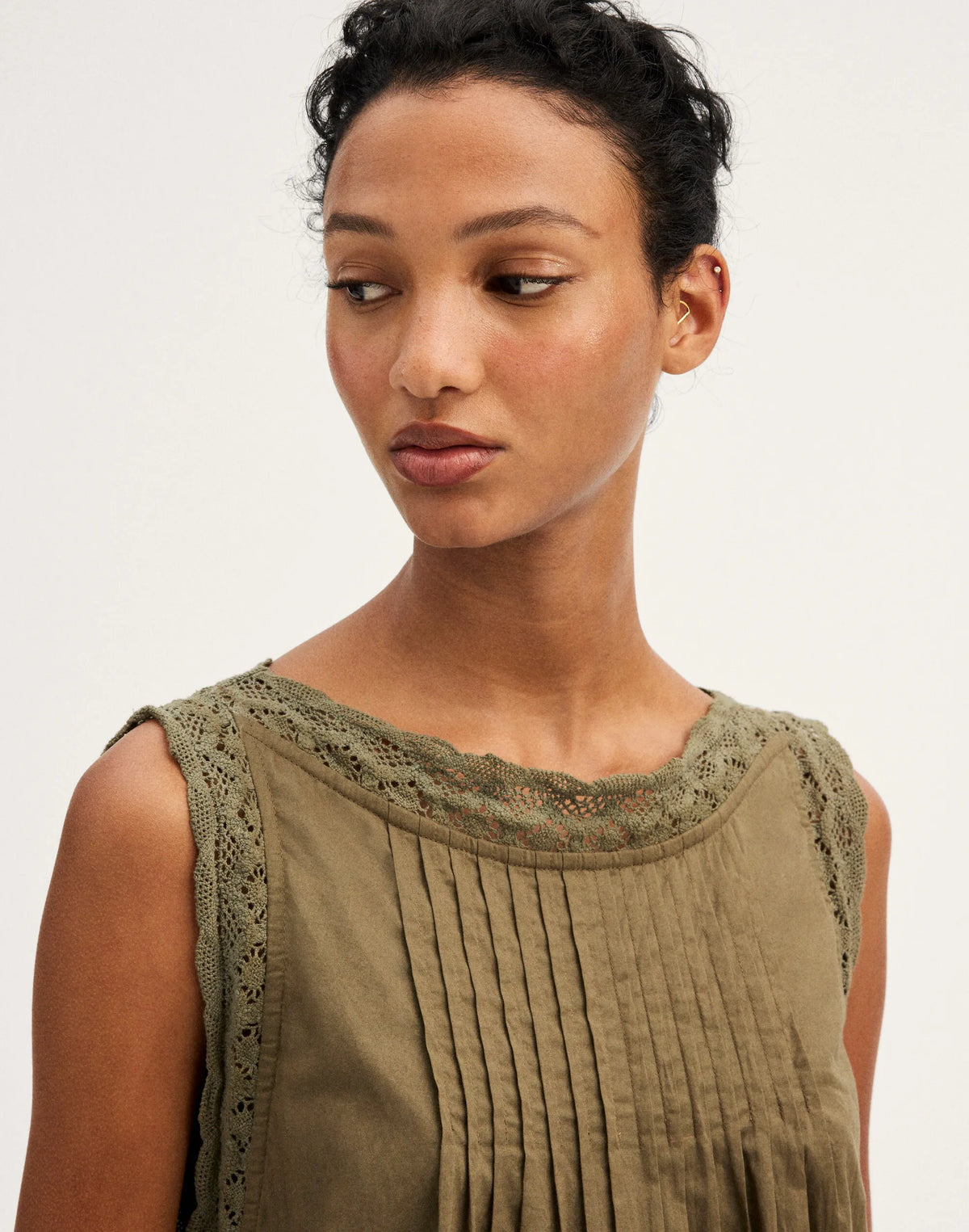 FADED IVY