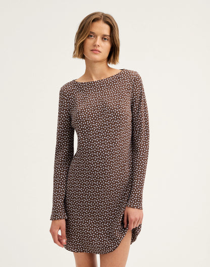 DARK CHESTNUT