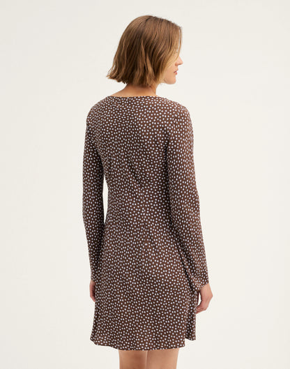 DARK CHESTNUT
