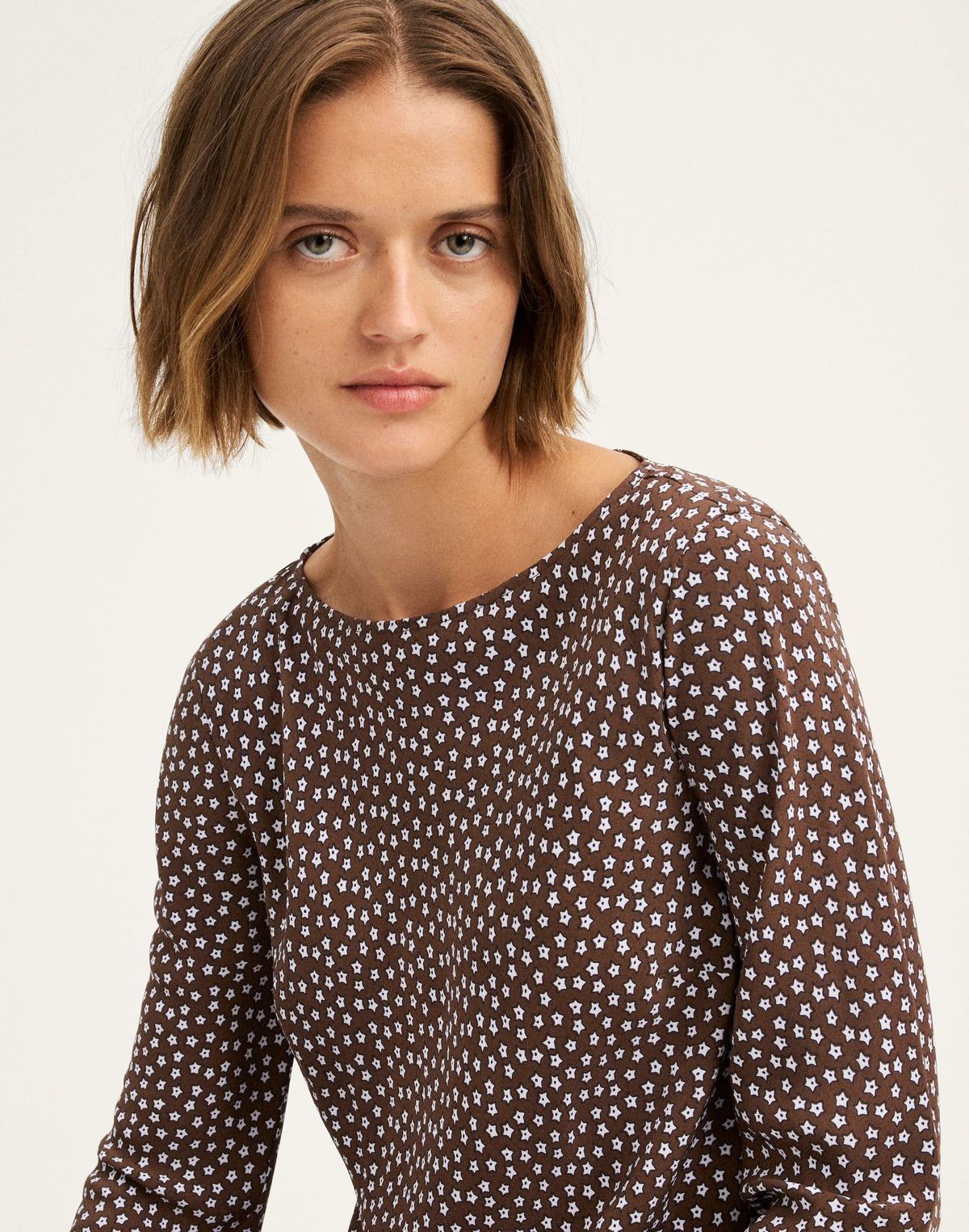 DARK CHESTNUT