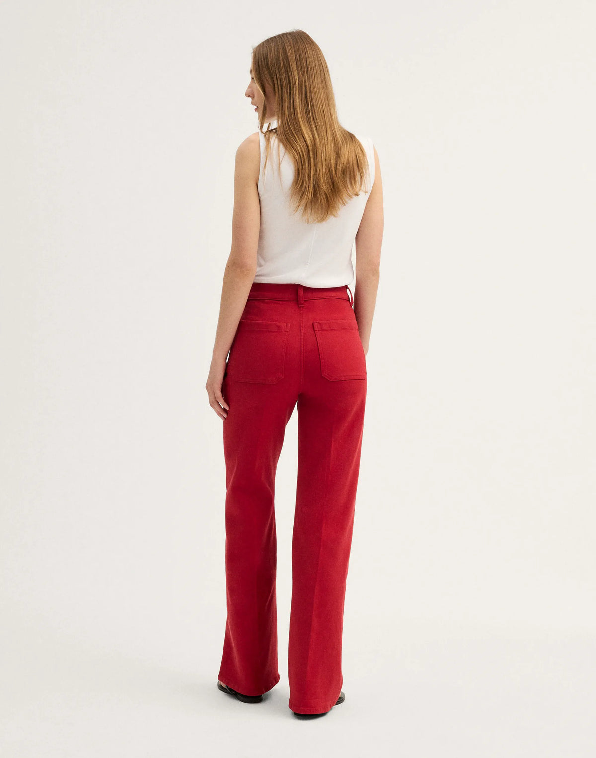 BARN RED