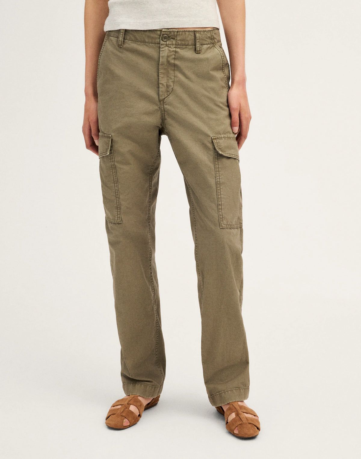 SMOKY OLIVE