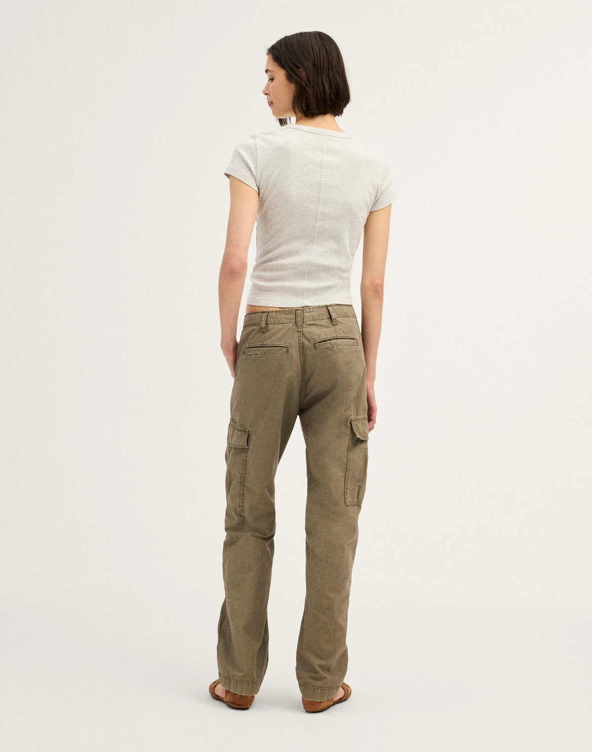 SMOKY OLIVE