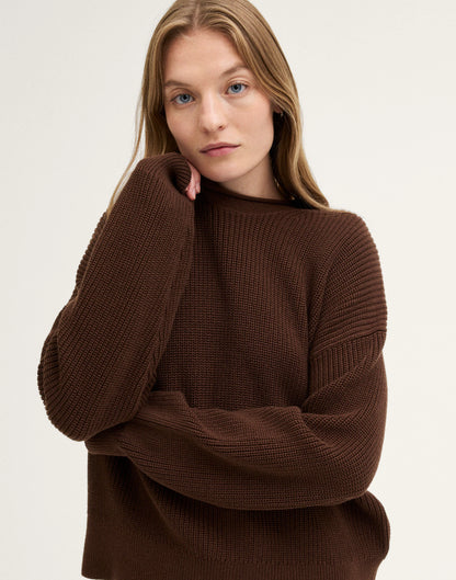 DARK CHESTNUT