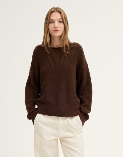 DARK CHESTNUT