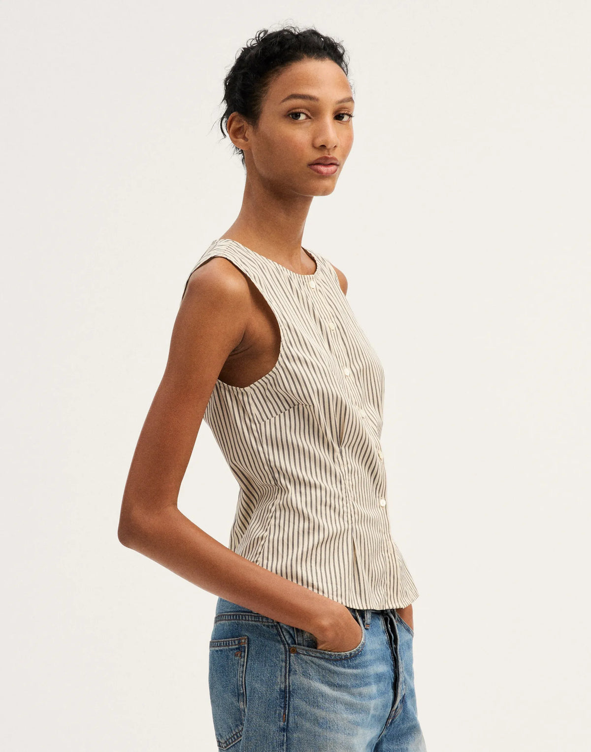 WHITE NAVY TWIN STRIPE