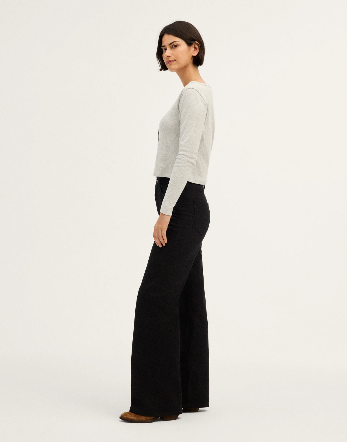 BLACK RINSE WASH
