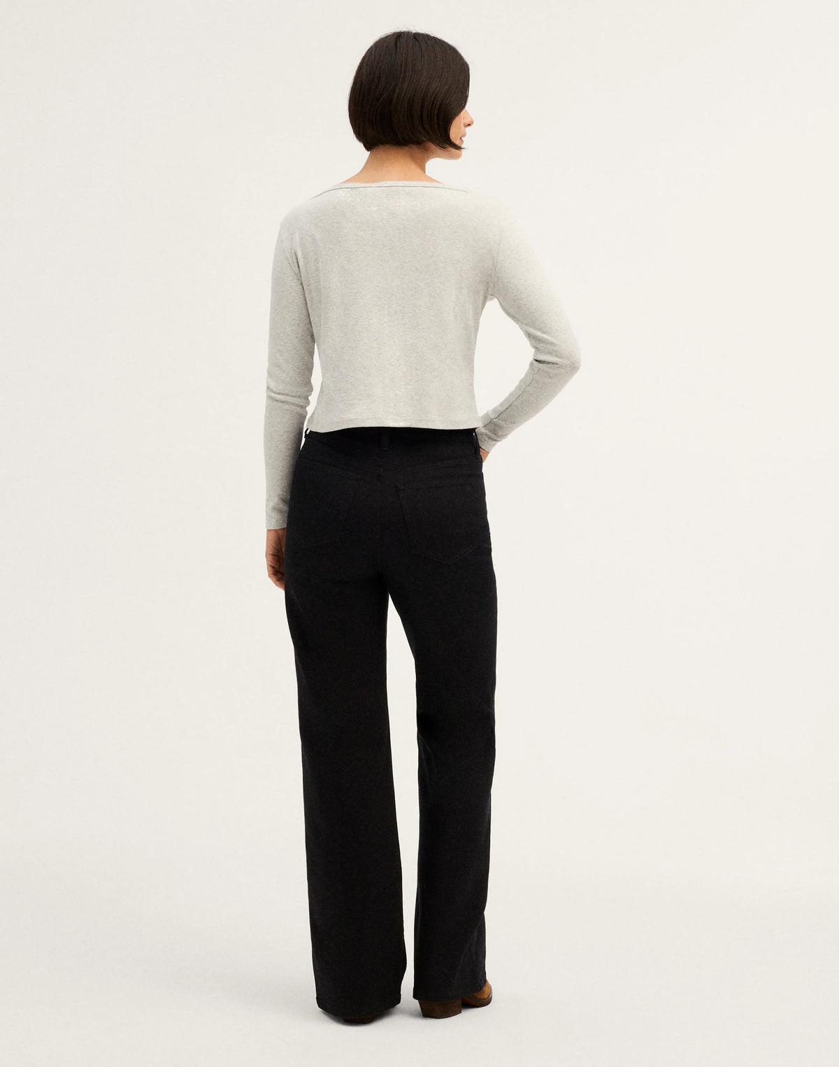 BLACK RINSE WASH