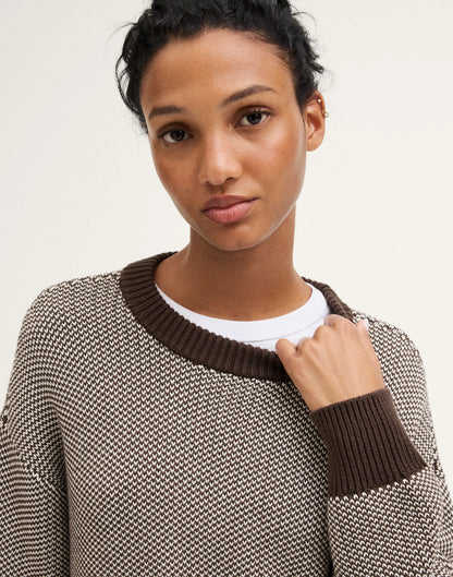 CANVAS AND DARK BROWN