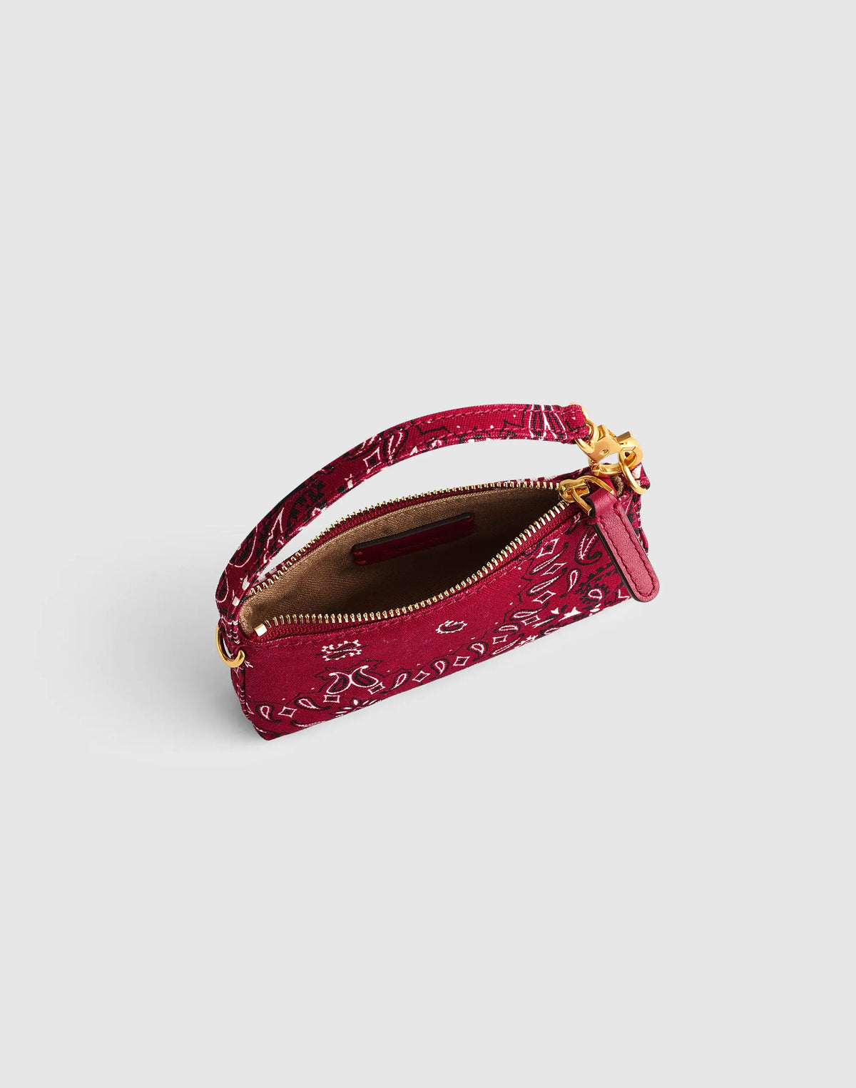 BARN RED