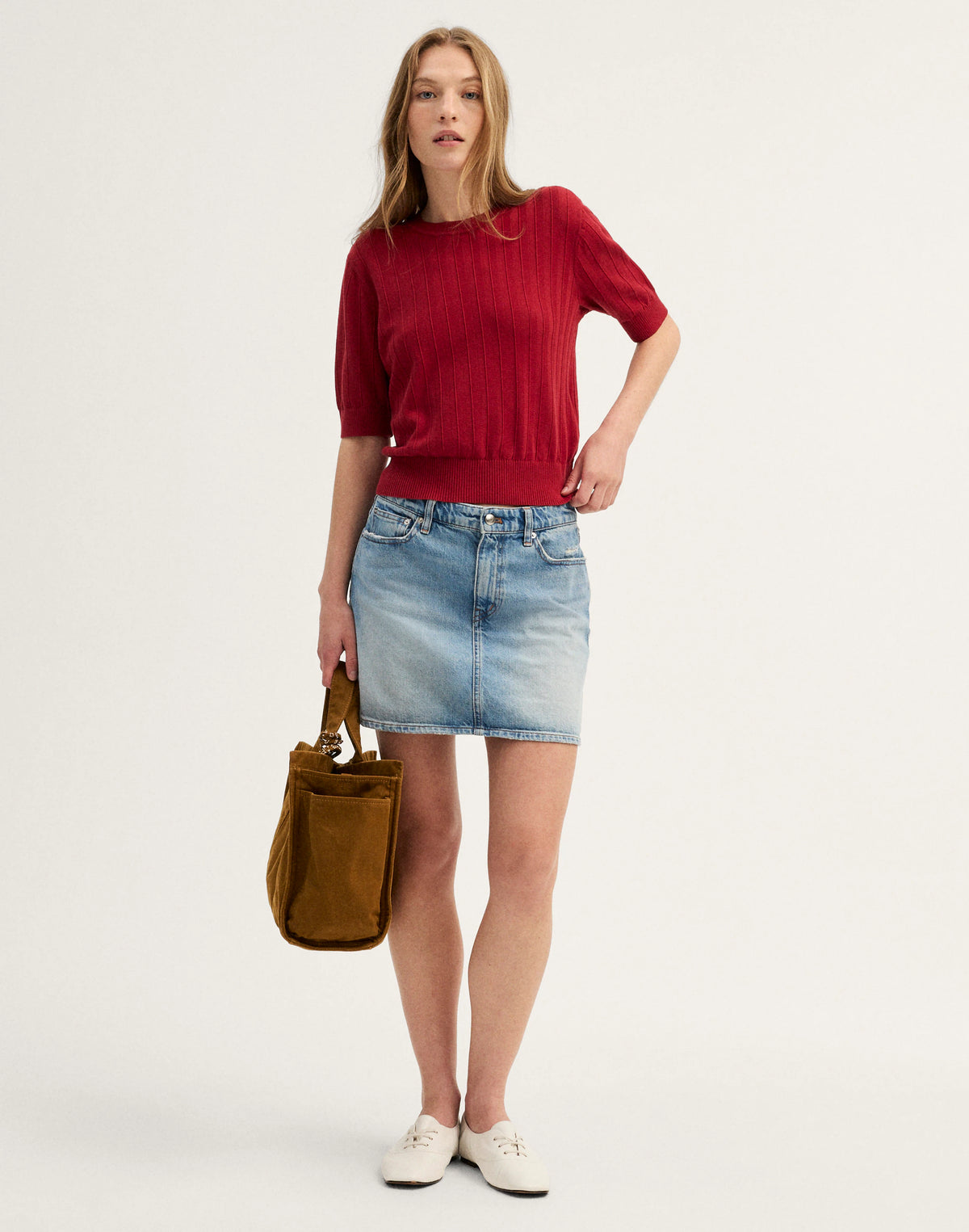 BARN RED