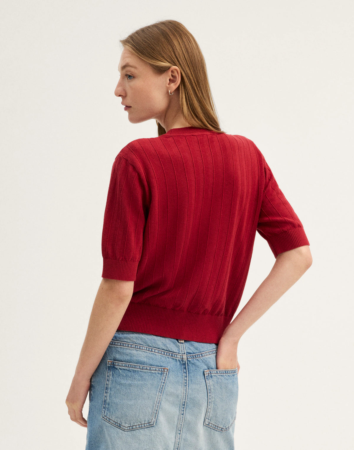 BARN RED