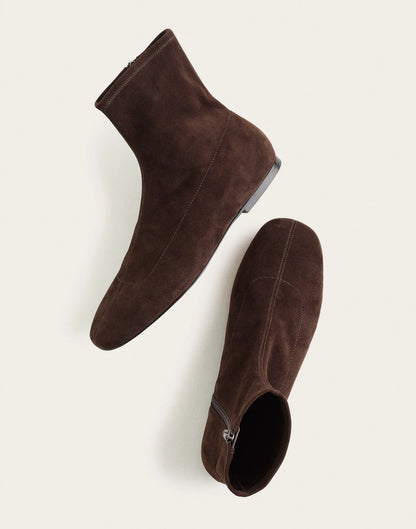 DARK CAROB