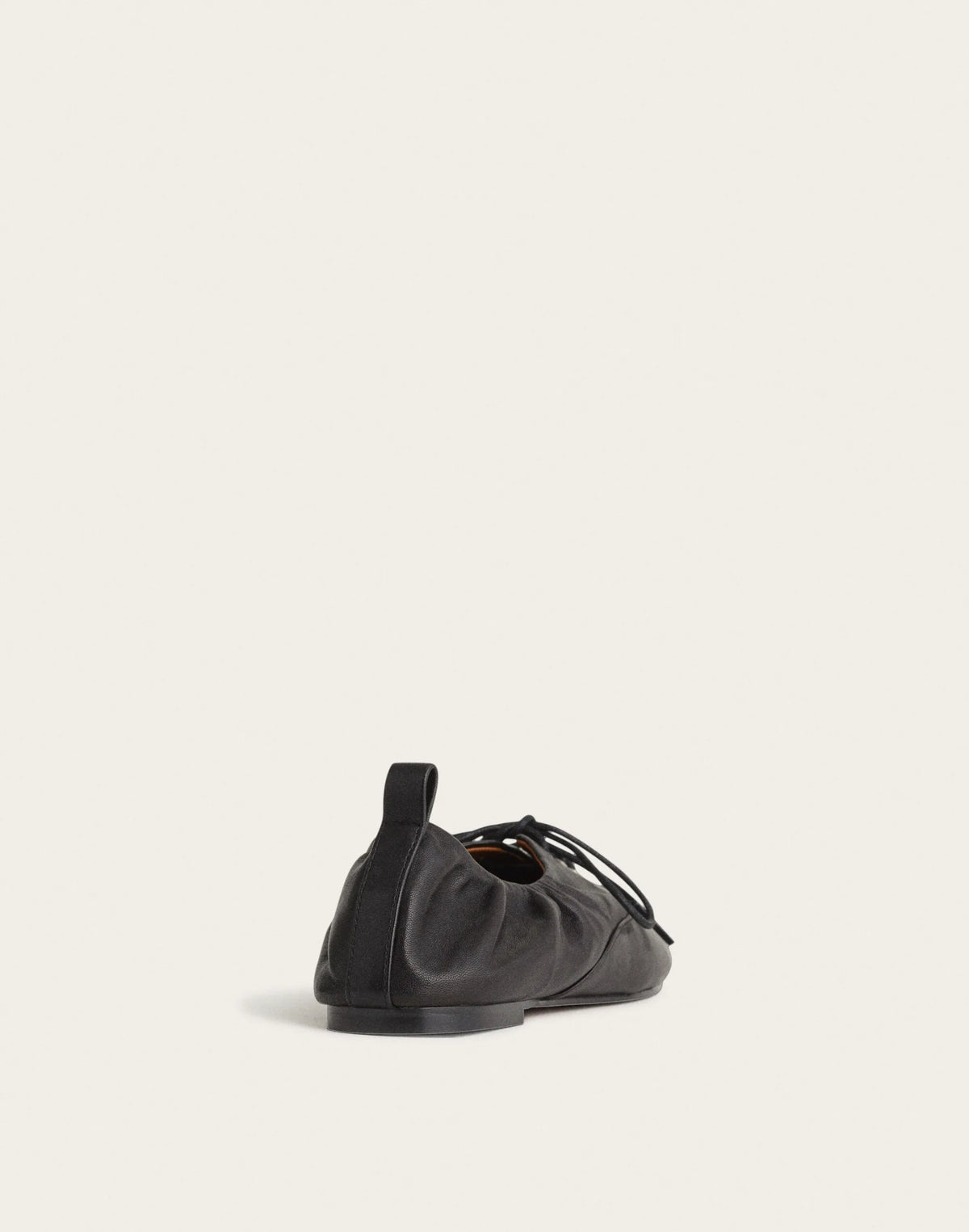 TRUE BLACK